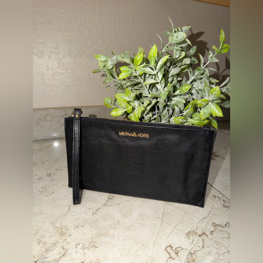 Michael Kors Black Leather Wristlet